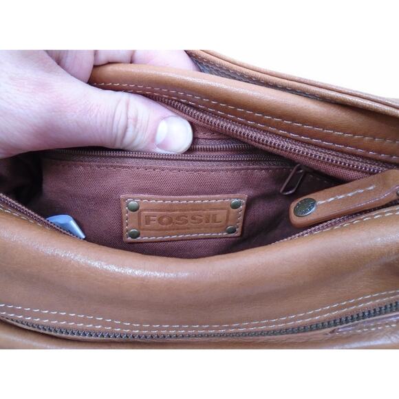 Vintage Y2K Fossil Geniunien Leather Brown Adjustable Strap Shoulder Crossbody - Picture 11 of 12